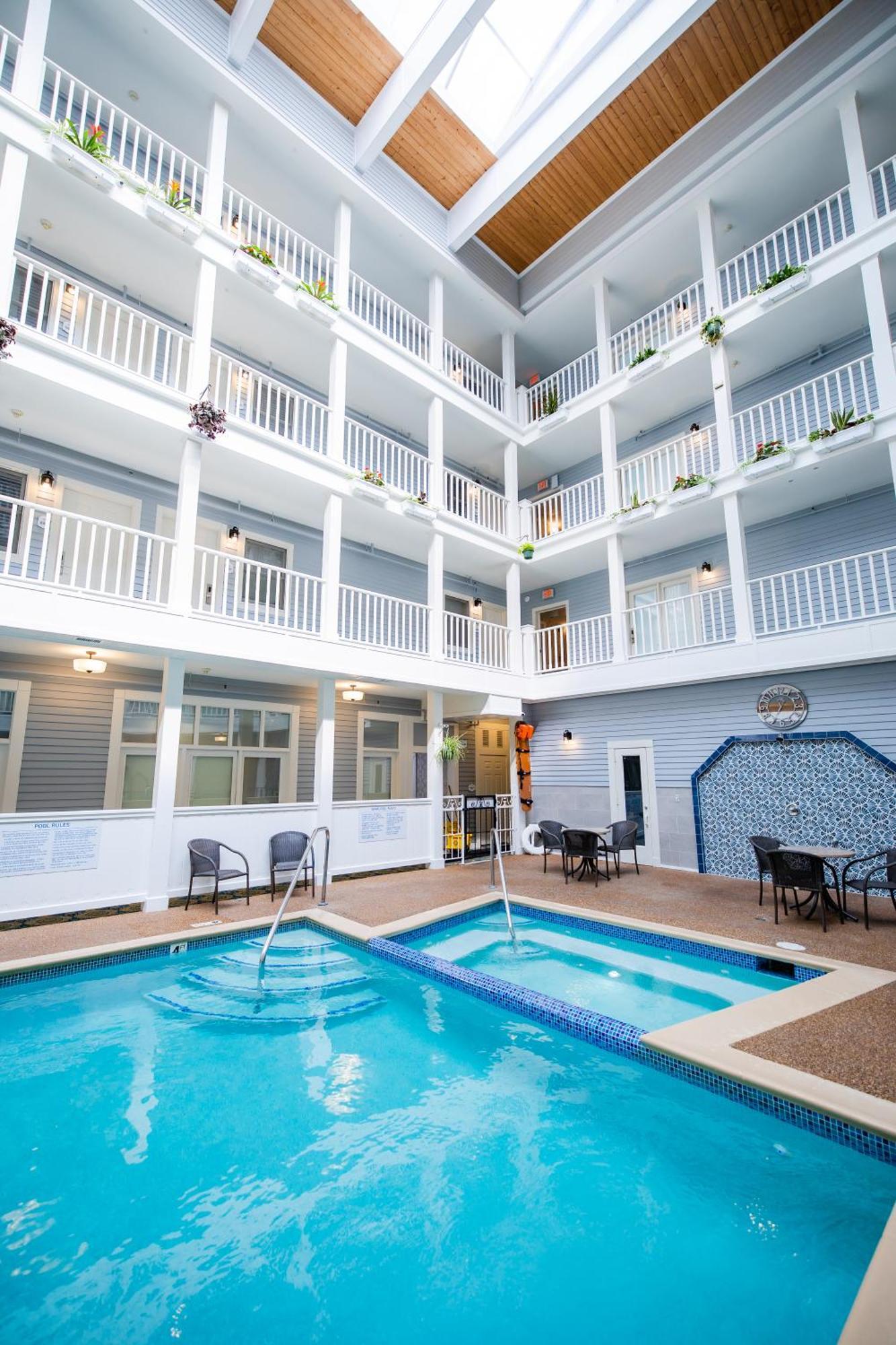 Lake View Hotel Макино Экстерьер фото