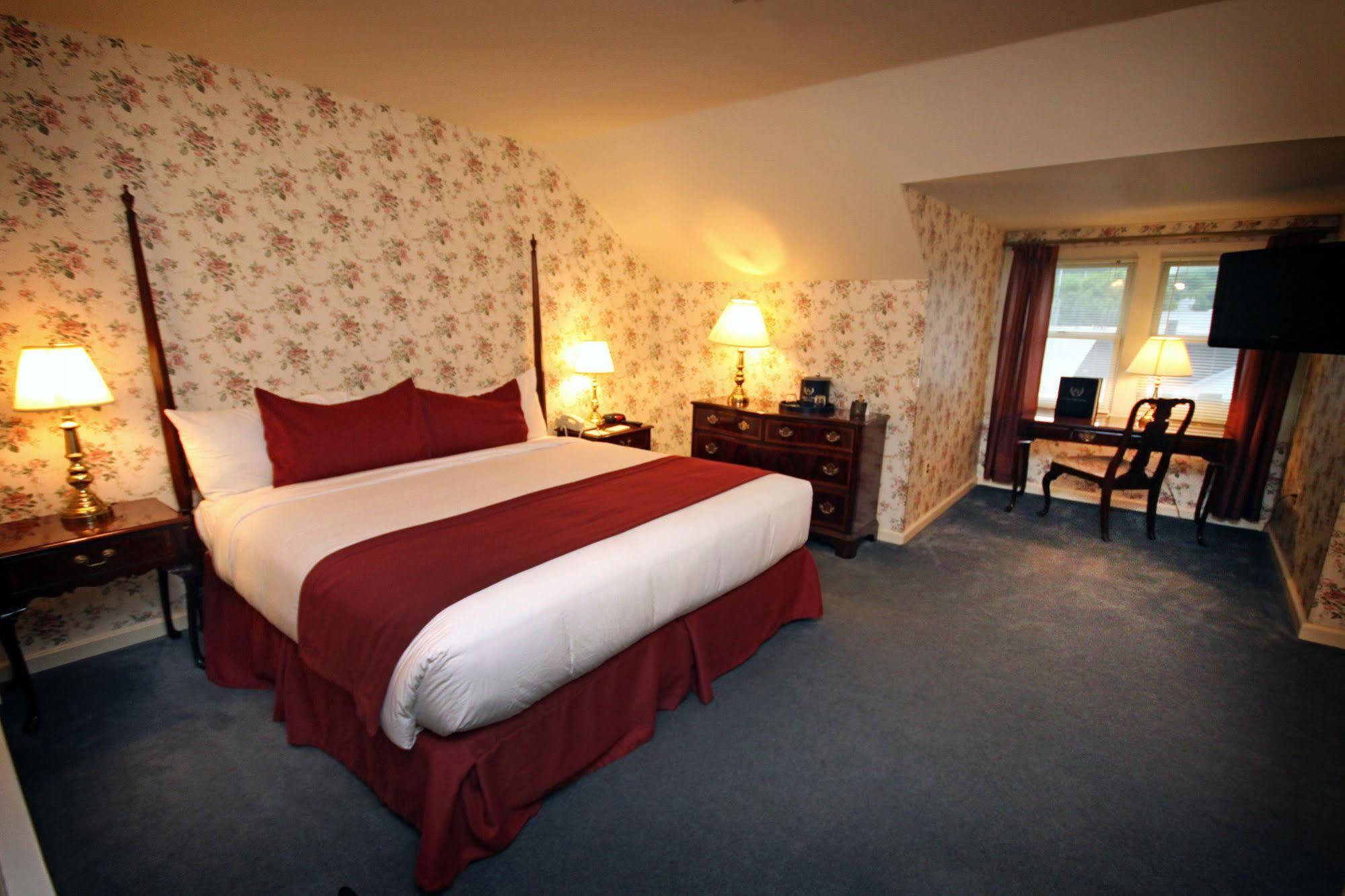 Lake View Hotel Макино Экстерьер фото